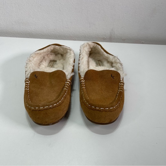 Koolaburra By Ugg Suede Moccasin Slippers Women 6 Chestnut Faux Shearling - Picture 2 of 6
